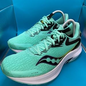 Saucony Teal and Black Athletic Shoes